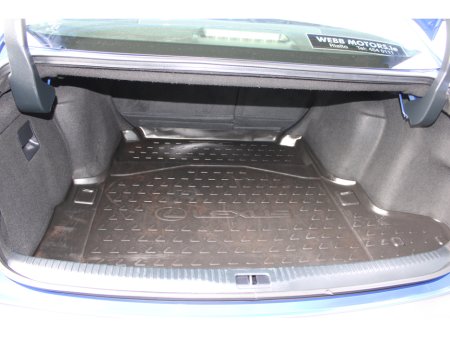 2015 Lexus IS 300 h - thumbnail 11