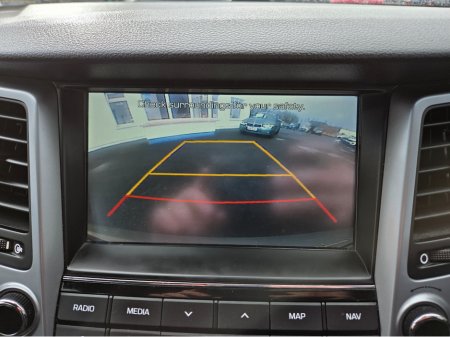 2017 Hyundai Tucson 1.7 CRDI SE NAV BL/DR 5 5DR €13,950 thumbnail