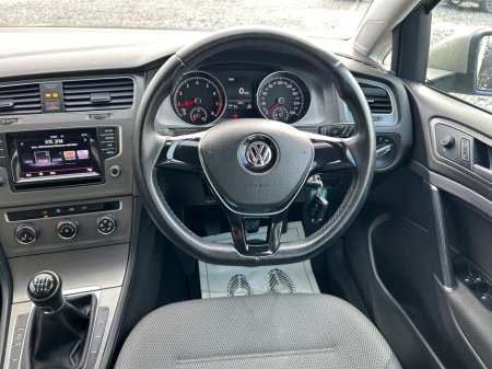 2013 Volkswagen Golf CL 1.2 TSI MANUAL 6SPEED FWD 105HP 5DR €10,950 thumbnail