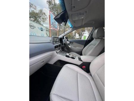 2019 Hyundai Kona KAUAI ELECTRIC 5DR AUTO €16,950 thumbnail