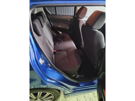 2012 Suzuki Swift - thumbnail 8