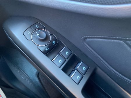 2024 Ford Focus - thumbnail 16