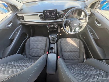 2022 Kia Rio - photo 4