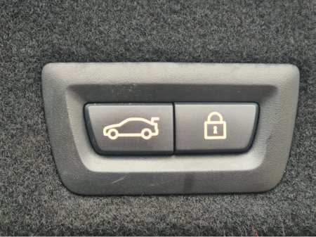 2016 BMW 7 Series - thumbnail 24