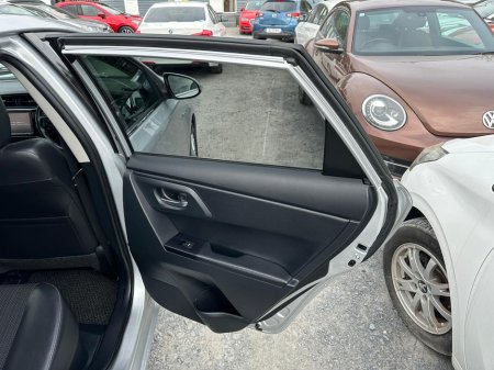 2016 Toyota Auris - thumbnail 11