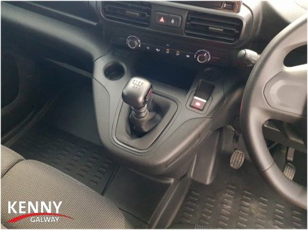 2024 Peugeot Partner - thumbnail 29