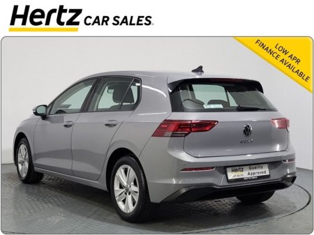 2024 Volkswagen Golf LIFE 110HP Petrol Manual €24,745