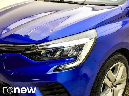 2022 Renault Clio - thumbnail 19