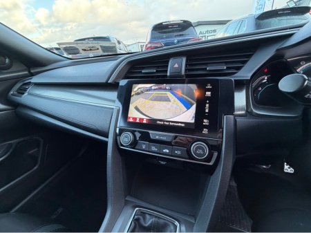 2017 Honda Civic - thumbnail 24