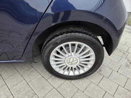 2015 Volkswagen up! - thumbnail 19