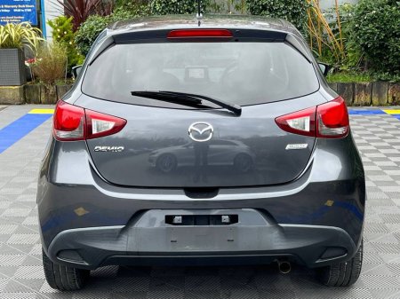 2016 Mazda Demio - thumbnail 16
