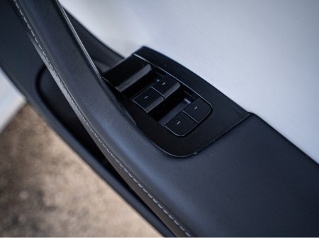 2020 Tesla Model 3 - thumbnail 20