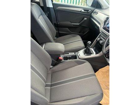 2021 Volkswagen T-Roc - thumbnail 8