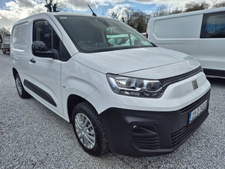 2023 Fiat Doblo - thumbnail 4