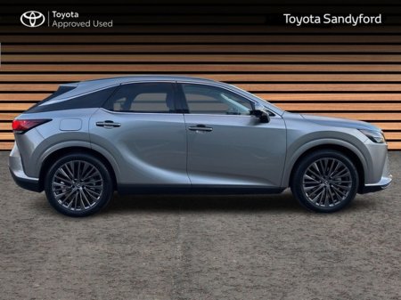 2025 Lexus RX 450h+ PHEV PREMIUM // PAN ROOF // HEATED & COOLING LEATHER SEATS // 360 CAMERA & PARK ASSIST // POWER TAILGATE // FULL WARRANTY €87,945 thumbnail