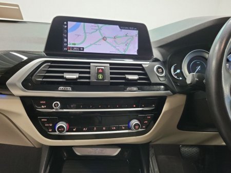 2021 BMW X3 xDrive30e xLine €43,975 thumbnail