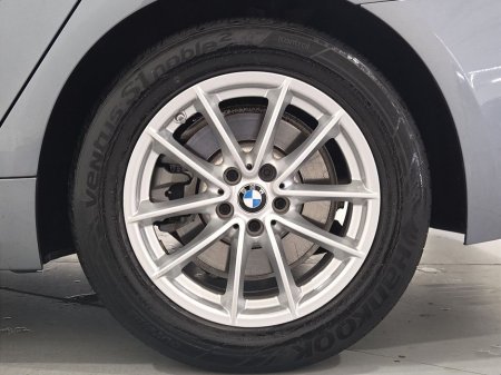 2022 BMW 5 Series 520d SE Saloon €37,950 thumbnail