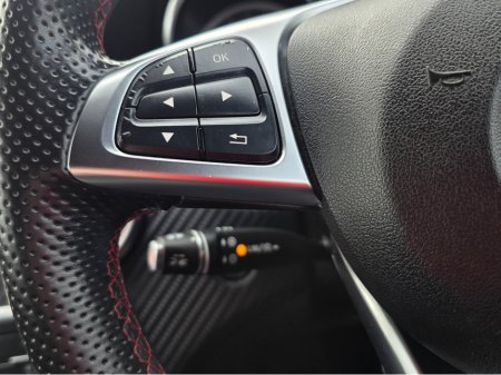 2016 Mercedes-Benz A Class A180 AMG LINE INTERIOR SUNFOOF  - HALF LEATHER HEATED SEATS - REV CAMERA - HI SPEC / SYSTEM LOW ROAD TAX BAND / SIMI DEALER thumbnail