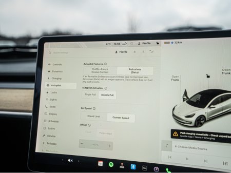 2019 Tesla Model 3 192 Tesla Model 3/New NCT/Irish/1yr warranty €19,888 thumbnail