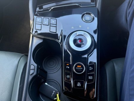 2024 Kia Sportage - thumbnail 5