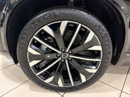2025 Volvo XC90 T8 PLUS AWD 7-SEATER=BLONDE LEATHER//PAN ROOF//AS NEW=2 YEAR WARRANTY=TAILORED FINANCE PACKAGES INCL PCP AVAILABLE=TRADE IN'S WELCOME €81,995 thumbnail