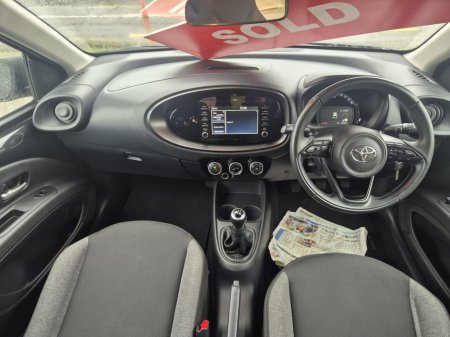 2023 Toyota Aygo X - thumbnail 8