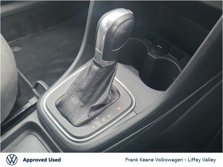 2015 Volkswagen Polo TRENDLINE AUTO 1.2 *REAR VIEW CAMERA* *WHITE* *NEW NCT* *12 MONTHS FRANK KEANE WARRANTY* *FINANCE AVAILABLE* €11,995 thumbnail