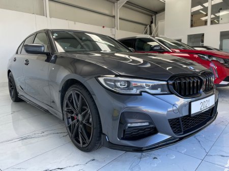 2021 BMW 3 Series - thumbnail 1