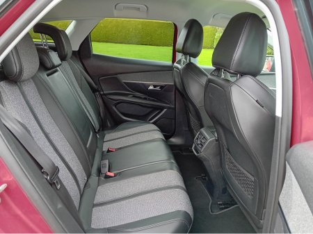 2018 Peugeot 3008 - thumbnail 5