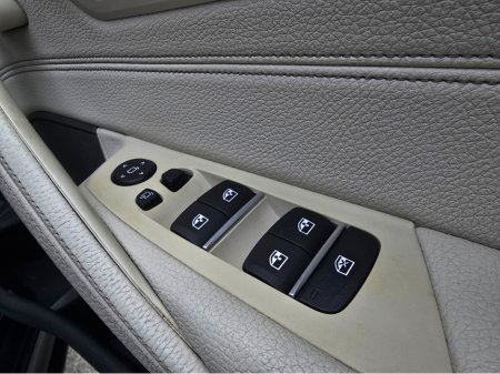 2017 BMW 5 Series - thumbnail 20