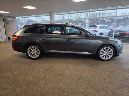 2020 Skoda Superb - thumbnail 5