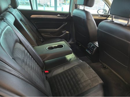 2019 Volkswagen Passat - thumbnail 6