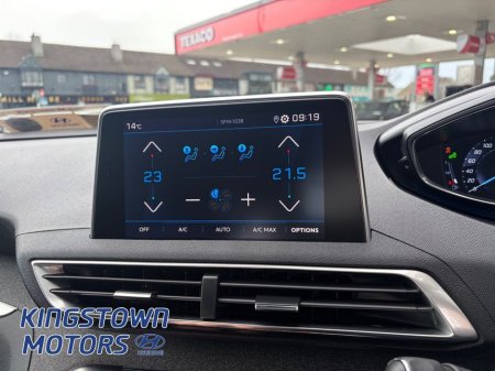 2019 Peugeot 3008 - thumbnail 17