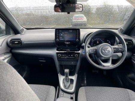 2023 Toyota Yaris Cross - thumbnail 7