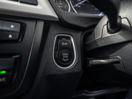 2014 BMW 3 Series - thumbnail 24