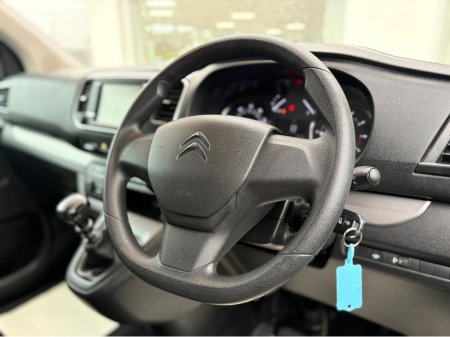 2020 Citroen SpaceTourer FEEL BLUEHDI €33,999 thumbnail