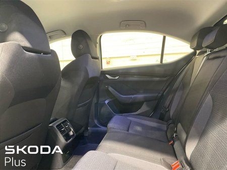 2025 Skoda Octavia Selection 1.5TSI 115bhp DSG mHEV €33,950 thumbnail