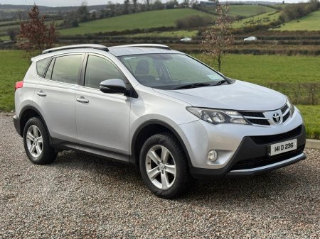 2014 Toyota Rav4 - thumbnail 1