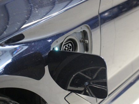 2021 BMW 5 Series - thumbnail 13