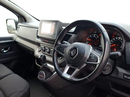 2022 Renault Trafic - thumbnail 6
