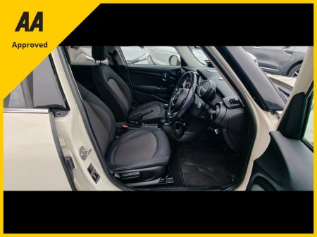 2016 MINI Hatch 2016 1.5 Petrol 5DR COOPER €10,950 thumbnail