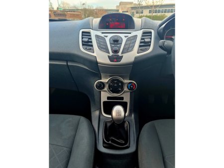 2012 Ford Fiesta - thumbnail 20