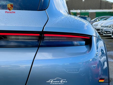 2022 Porsche Taycan - thumbnail 16