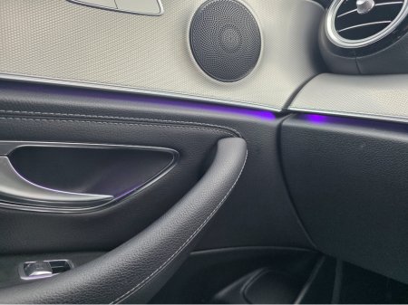 2018 Mercedes-Benz E Class - thumbnail 2