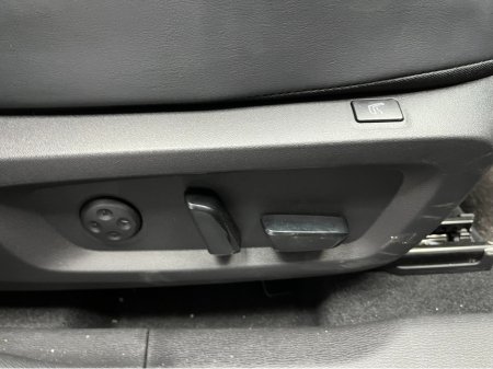 2024 Mitsubishi Outlander - thumbnail 12