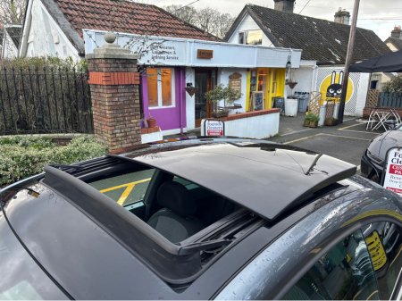 2015 Volkswagen Beetle - thumbnail 9