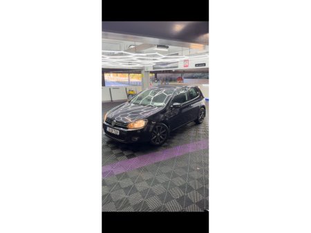 2010 Volkswagen Golf - thumbnail 1