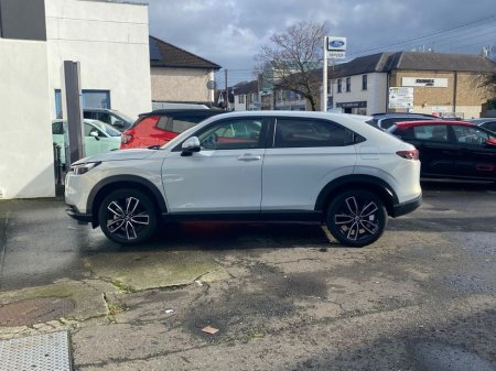 2025 Honda HR-V E:hev Elegance €38,995 thumbnail