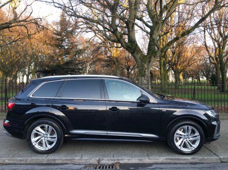 2020 Audi Q7 S LINE 55 TFSI E QUATTRO HYBRID €39,950 thumbnail