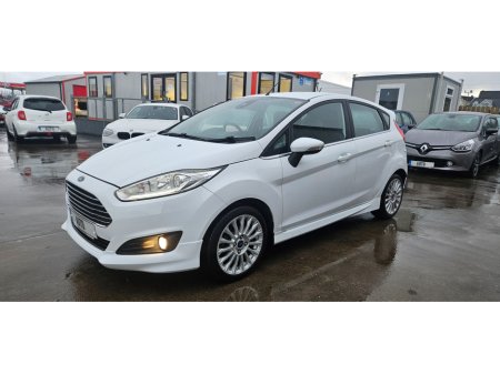 2016 Ford Fiesta automatic titanium/zetec s 1.0 eco very low kms €10,950 thumbnail